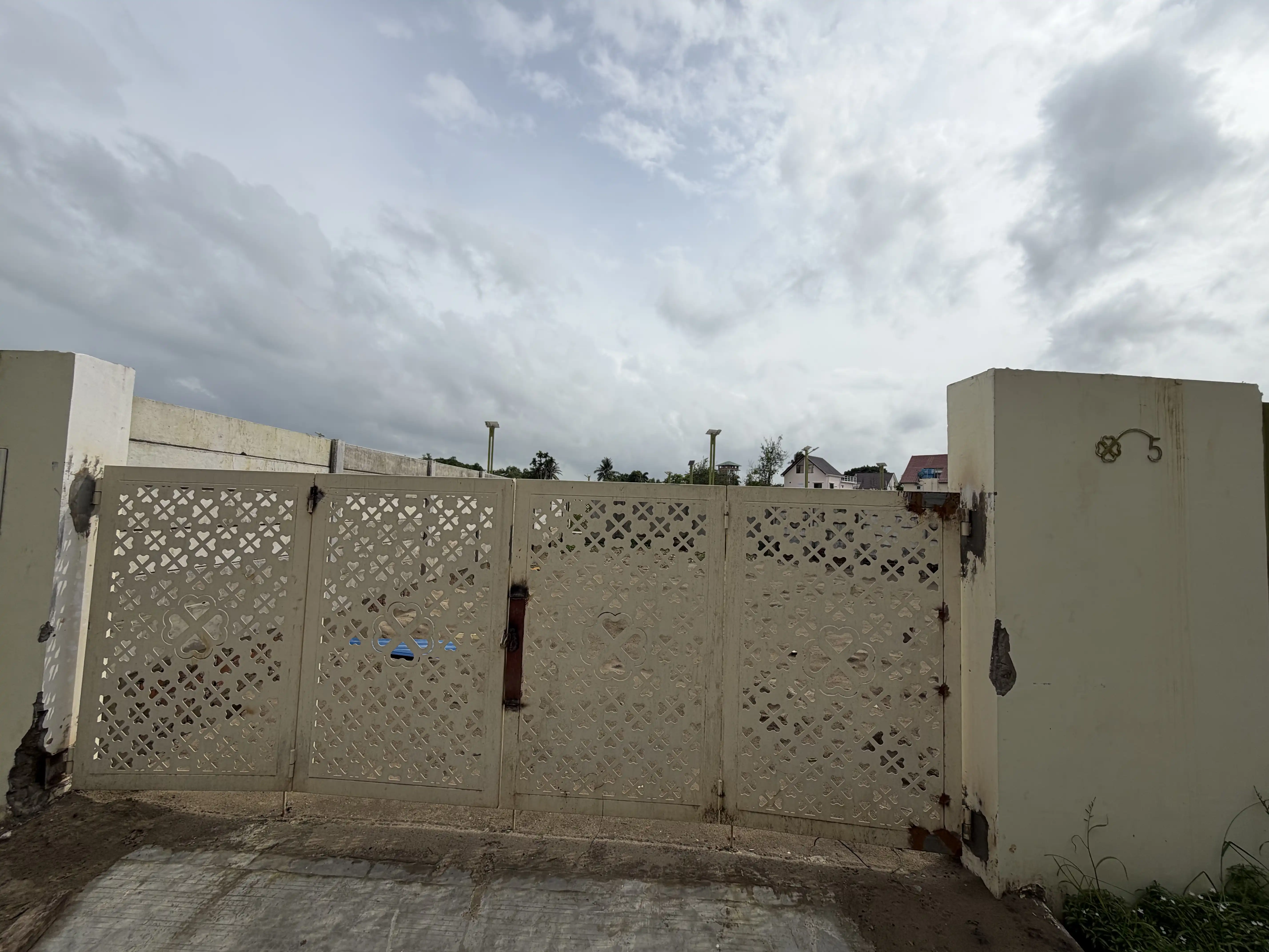 Lot 5 (The Palm Avenue)